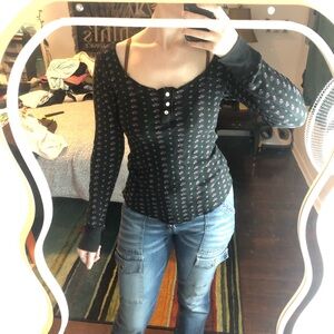 ROXY pattern long sleeve henley long sleeve shirt